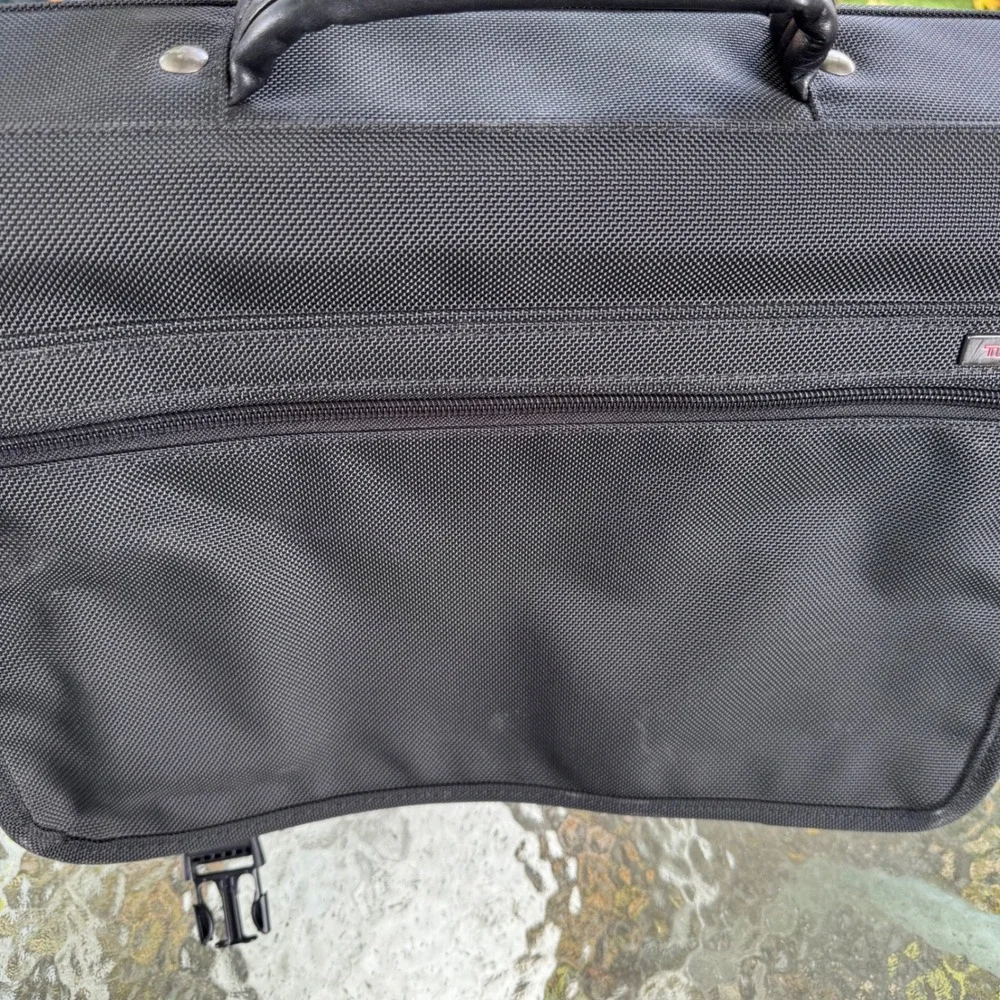 Tumi Alpha Ballistic Nylon Expandable Briefcase Black Laptop Bag 26071D4 Travel